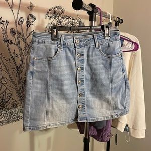 Size 10 light blue American Eagle jean skirt